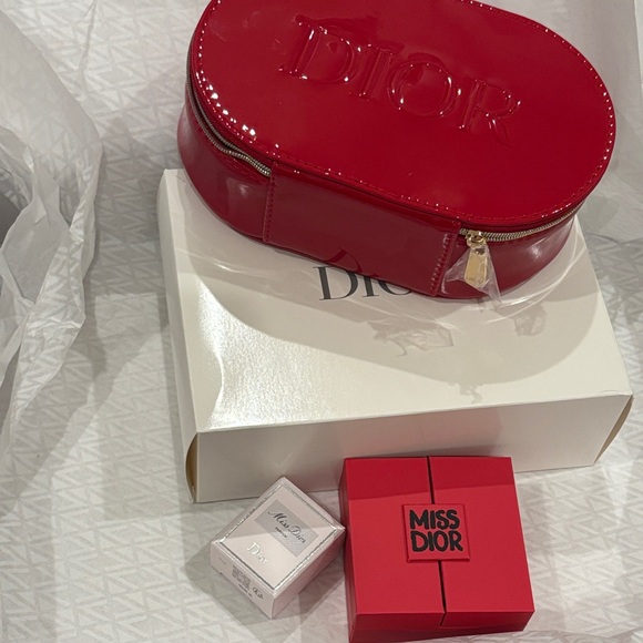 Dior perfume samples Set with cosmetic bag - Picture 6 of 6